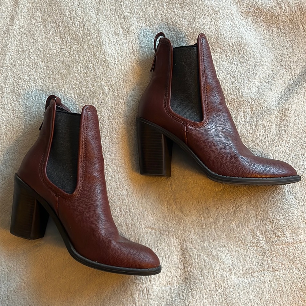 Cute Burgundy Booties